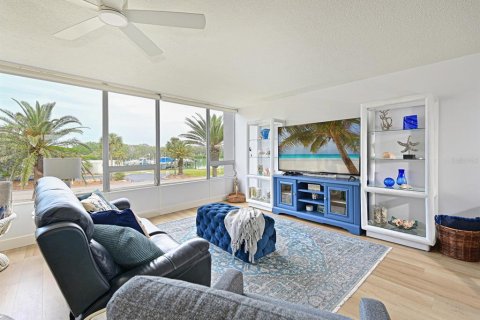 Condo in Longboat Key, Florida, 2 bedrooms  № 1614790 - photo 8