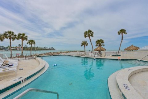 Condo in Longboat Key, Florida, 2 bedrooms  № 1614790 - photo 27
