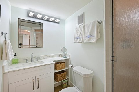 Condo in Longboat Key, Florida, 2 bedrooms  № 1614790 - photo 23