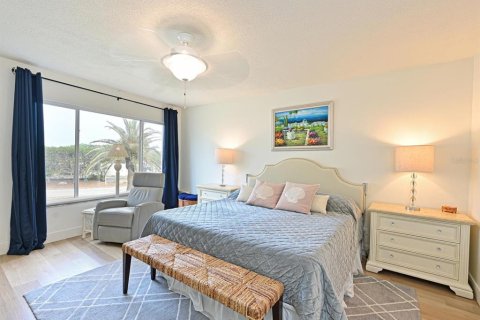 Condo in Longboat Key, Florida, 2 bedrooms  № 1614790 - photo 19