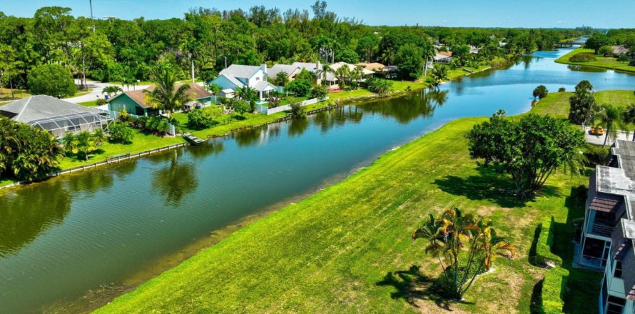 Condo in Royal Palm Beach, Florida, 2 bedrooms  № 1223158