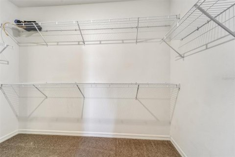 Casa en venta en Zephyrhills, Florida, 4 dormitorios, 172.98 m2 № 2209024 - foto 11