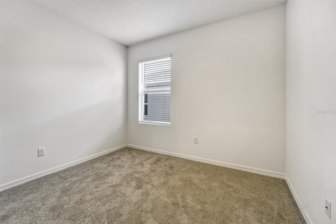 Casa en venta en Zephyrhills, Florida, 4 dormitorios, 172.98 m2 № 2209024 - foto 15