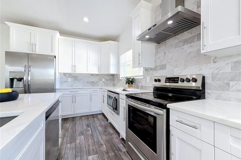 Casa en venta en Saint Petersburg, Florida, 3 dormitorios, 172.71 m2 № 2421674 - foto 16