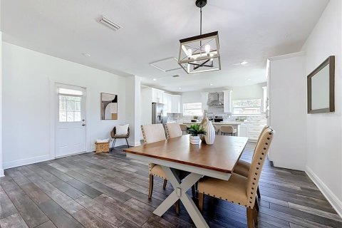 Casa en venta en Saint Petersburg, Florida, 3 dormitorios, 172.71 m2 № 2421674 - foto 10