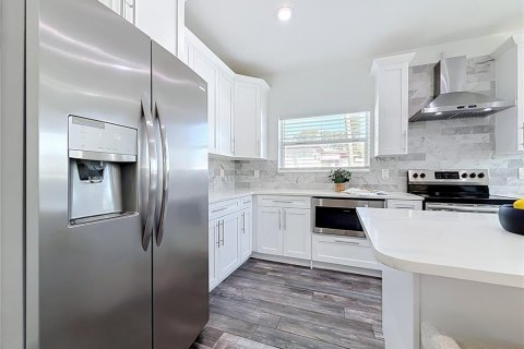 Casa en venta en Saint Petersburg, Florida, 3 dormitorios, 172.71 m2 № 2421674 - foto 21