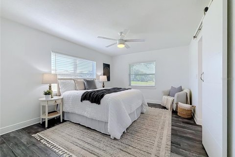 Casa en venta en Saint Petersburg, Florida, 3 dormitorios, 172.71 m2 № 2421674 - foto 25