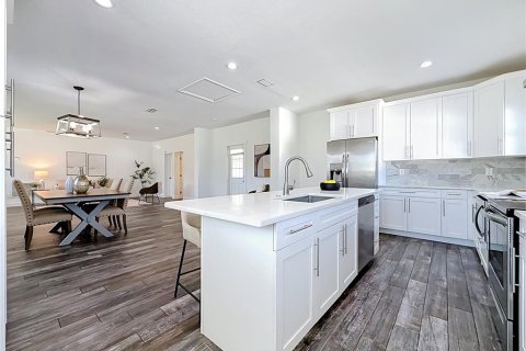 Casa en venta en Saint Petersburg, Florida, 3 dormitorios, 172.71 m2 № 2421674 - foto 15