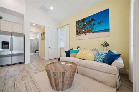 House in Kissimmee, Florida 1 bedroom, 61.32 sq.m. № 2228047 - photo 4