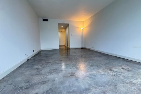 Copropriété à louer à Orlando, Floride: 2 chambres, 103.03 m2 № 2123113 - photo 13