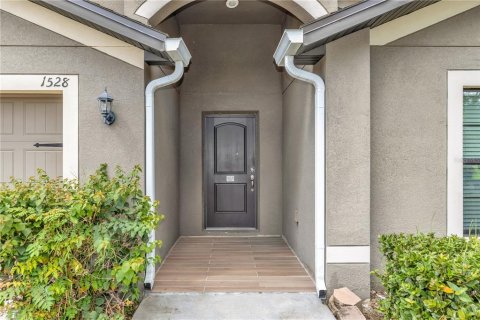 Villa ou maison à vendre à Deltona, Floride: 4 chambres, 174.19 m2 № 2408828 - photo 3