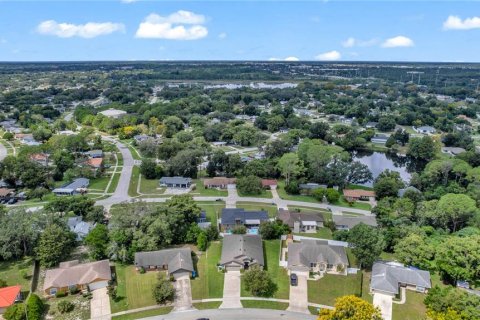Villa ou maison à vendre à Deltona, Floride: 4 chambres, 174.19 m2 № 2408828 - photo 30