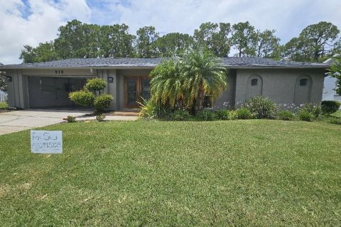 Casa en venta en Palm Harbor, Florida, 3 dormitorios, 177.07 m2 № 1834867 - foto 1
