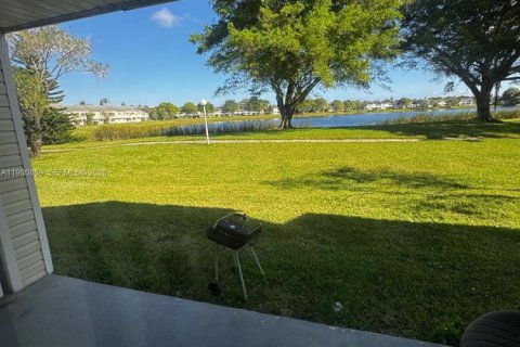 Condominio en alquiler en Oakland Park, Florida, 2 dormitorios, 94.76 m2 № 2043465 - foto 3