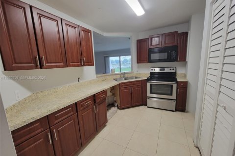 Condominio en alquiler en Oakland Park, Florida, 2 dormitorios, 94.76 m2 № 2043465 - foto 6