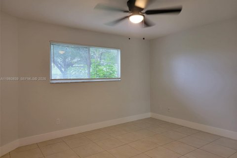 Condominio en alquiler en Oakland Park, Florida, 2 dormitorios, 94.76 m2 № 2043465 - foto 12