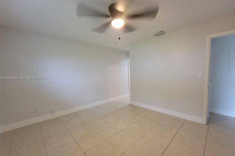 Condominio en alquiler en Oakland Park, Florida, 2 dormitorios, 94.76 m2 № 2043465 - foto 13