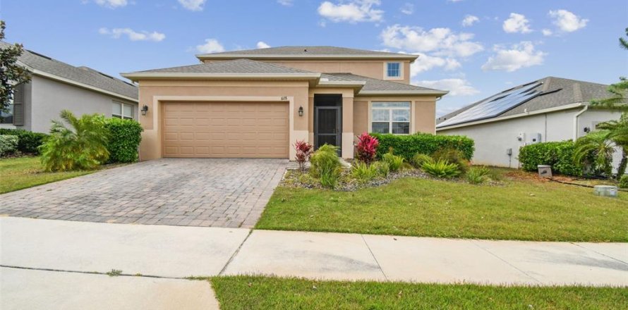Villa ou maison à Clermont, Floride 4 chambres, 237.83 m2 № 1618340