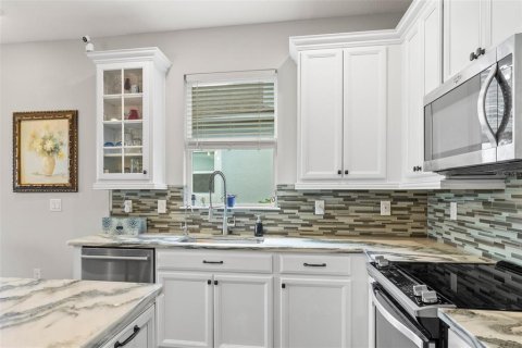 Villa ou maison à vendre à Bradenton, Floride: 2 chambres, 153.1 m2 № 2151243 - photo 10