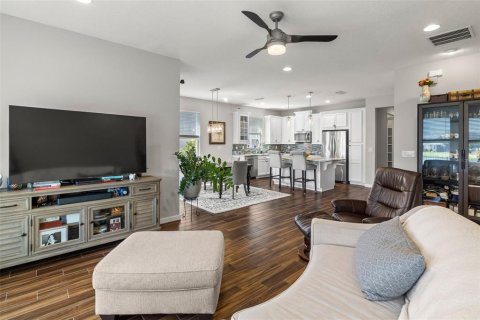 Villa ou maison à vendre à Bradenton, Floride: 2 chambres, 153.1 m2 № 2151243 - photo 16