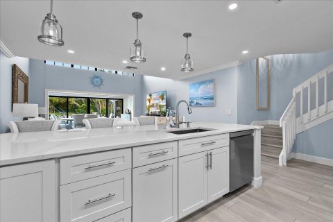 Touwnhouse à vendre à Palm Beach Gardens, Floride: 2 chambres, 165.37 m2 № 2182809 - photo 7
