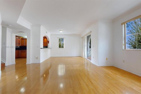 Condo in Miami, Florida, 3 bedrooms  № 2041001 - photo 29
