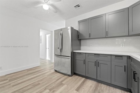 Villa ou maison à vendre à Fort Lauderdale, Floride: 4 chambres, 165.92 m2 № 1859124 - photo 8