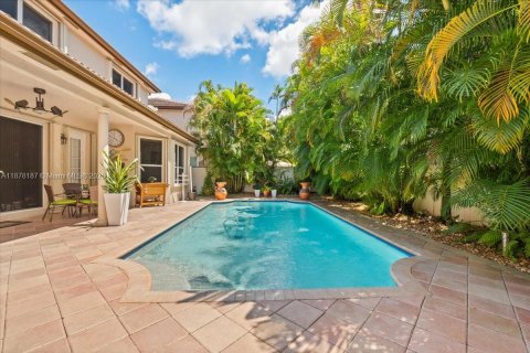 Villa ou maison à vendre à Miramar, Floride: 4 chambres, 332.5 m2 № 1941958 - photo 6