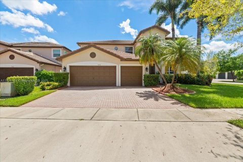 Villa ou maison à vendre à Miramar, Floride: 4 chambres, 332.5 m2 № 1941958 - photo 2