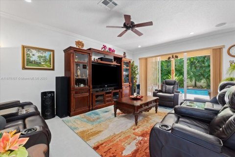 Villa ou maison à vendre à Miramar, Floride: 4 chambres, 332.5 m2 № 1941958 - photo 22