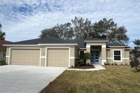 House in Palm Coast, Florida 4 bedrooms, 226.03 sq.m. № 1010506 - photo 1