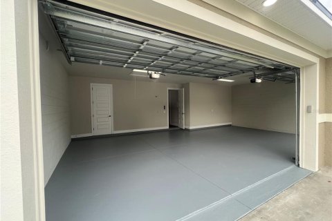 House in Palm Coast, Florida 4 bedrooms, 226.03 sq.m. № 1010506 - photo 9