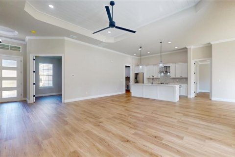 House in Palm Coast, Florida 4 bedrooms, 226.03 sq.m. № 1010506 - photo 15