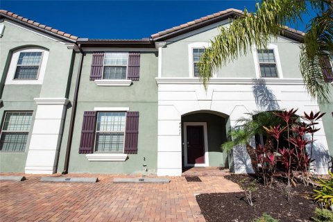 Townhouse in Davenport, Florida 5 bedrooms, 192.87 sq.m. № 1509094 - photo 2
