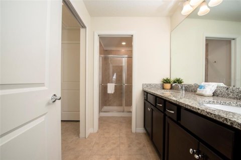 Townhouse in Davenport, Florida 5 bedrooms, 192.87 sq.m. № 1509094 - photo 23