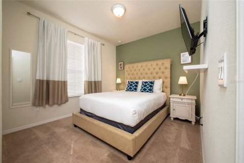 Townhouse in Davenport, Florida 5 bedrooms, 192.87 sq.m. № 1509094 - photo 4