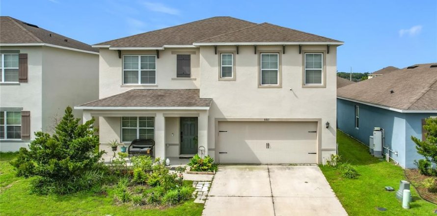 Casa en Lakeland, Florida 5 dormitorios, 239.41 m2 № 2227548