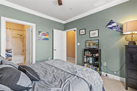 Townhouse in Apollo Beach, Florida 4 bedrooms, 275.73 sq.m. № 2316493 - photo 20