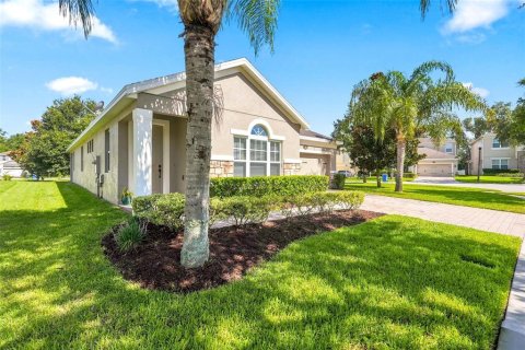 Villa ou maison à vendre à Oviedo, Floride: 4 chambres, 213.49 m2 № 2225606 - photo 3