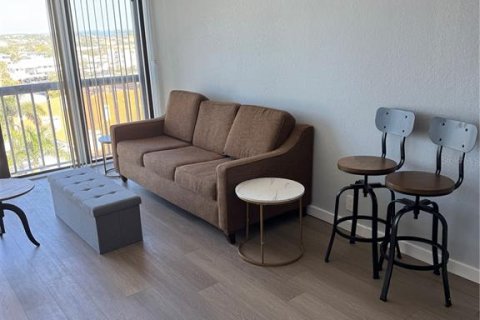 Condo in Clearwater, Florida, 1 bedroom  № 1536319 - photo 7