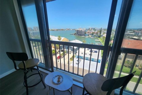 Condo in Clearwater, Florida, 1 bedroom  № 1536319 - photo 8