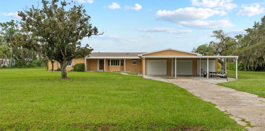House in Ruskin, Florida 3 bedrooms, 299.15 sq.m. № 1903537