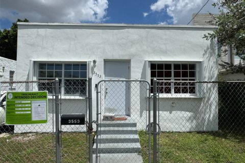 Купить коммерческую недвижимость в Майами, Флорида 164.53м2, № 1892337 - фото 13