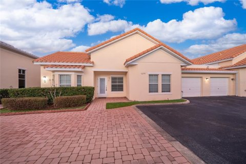 Copropriété à vendre à Tavares, Floride: 2 chambres, 98.2 m2 № 2212445 - photo 2
