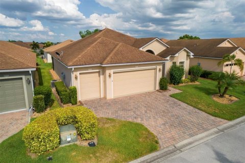 House in Winter Haven, Florida 3 bedrooms, 189.8 sq.m. № 1244416 - photo 6