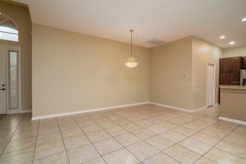 House in Winter Haven, Florida 3 bedrooms, 189.8 sq.m. № 1244416 - photo 19