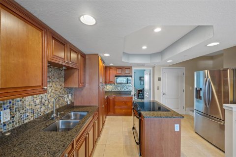Townhouse in Punta Gorda, Florida 3 bedrooms, 195.47 sq.m. № 1675372 - photo 11