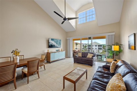 Townhouse in Punta Gorda, Florida 3 bedrooms, 195.47 sq.m. № 1675372 - photo 17