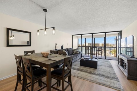 Condo in Saint Pete Beach, Florida, 3 bedrooms  № 1777129 - photo 3