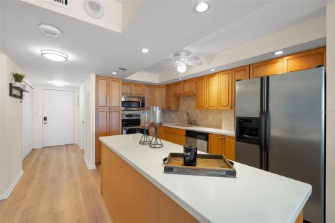 Condo in Saint Pete Beach, Florida, 3 bedrooms  № 1777129 - photo 23